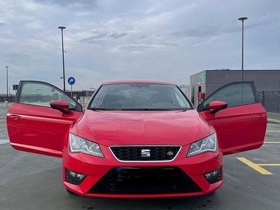 Second-hand Seat Leon 184 CP (135 kW) 2015 Culoarerosu Coupe