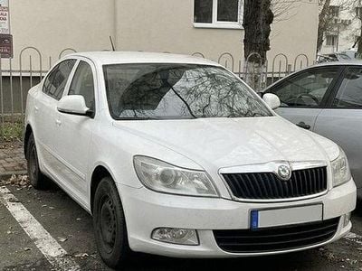 Second-hand Skoda Octavia Elegance 122 CP (89 kW) 2012 Culoarealb Berlinǎ