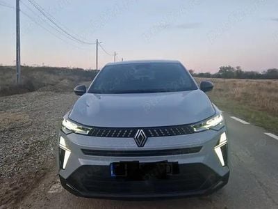 Gri Utilizat 2024 Renault Captur SUV | 23.000 EUR (Puțin scump)