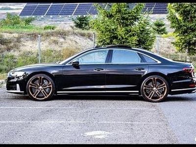 Culoarenegru Utilizat 2021 Audi S8 Comfort Berlinǎ | 77.000 EUR