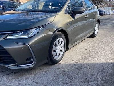 Second-hand Toyota Corolla Business Edition 122 CP (89 kW) 2022 Culoareverde Berlinǎ