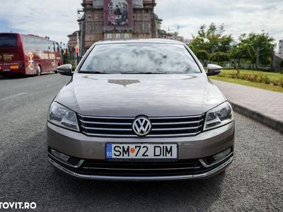 Second-hand VW Passat Comfortline 170 CP (125 kW) 2012 Maro Berlinǎ