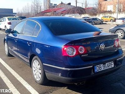 Second-hand VW Passat Comfortline 110 CP (80 kW) 2009 Culoarealbastru Berlinǎ