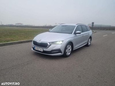 Second-hand Skoda Octavia Ambition 149 CP (109 kW) 2021 Culoareargint Break