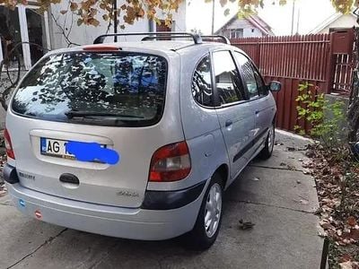 Utilizat 2002 Renault Scénic Monovolum | 1.750 EUR