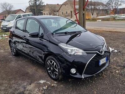 Negru Second-hand 2016 Toyota Yaris Multidrive S Hatchback | 6.999 EUR (Scump)
