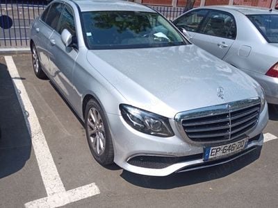 Mercedes E220