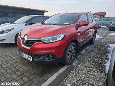 Culoarerosu Second-hand 2015 Renault Kadjar Business SUV | 11.290 EUR (Preț OK)