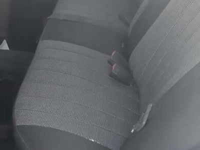 Second-hand Mercedes 240 53 CP (38 kW) 1982 Berlinǎ