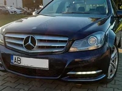 Mercedes C180