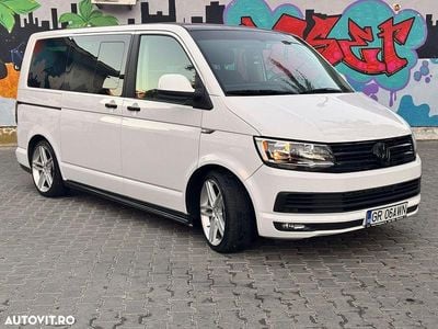 Second-hand VW Multivan 330 CP (242 kW) 2012 Culoarealb Van