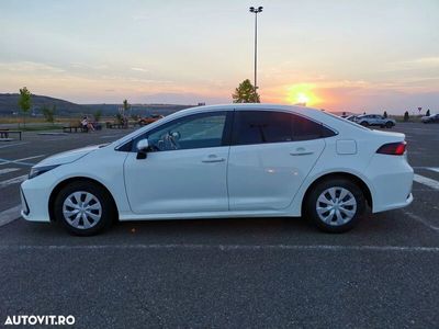 second-hand Toyota Corolla Sedan 1.6 Business Plus 2020 · 21 000 km · 1 598 cm3 · Benzina