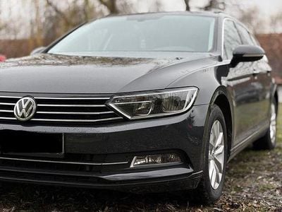 Culoaregri Utilizat 2018 VW Passat Comfortline Break | 11.900 EUR (Preț bun)