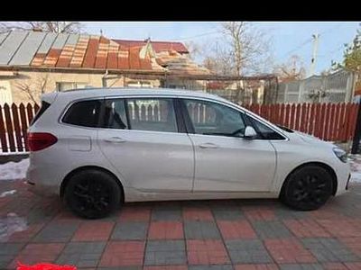 Second-hand BMW 218 Comfort Edition 150 CP (110 kW) 2022 Culoarealb Monovolum