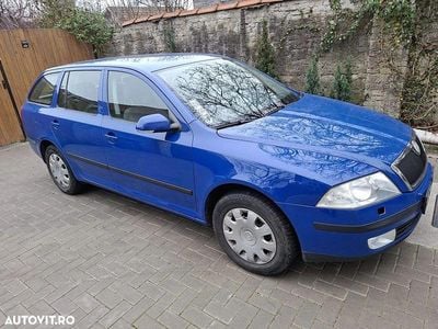 Culoarealbastru Second-hand 2008 Skoda Octavia Classic Break | 2.650 EUR (Preț bun)