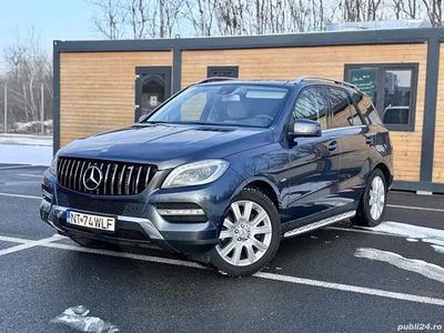 Alte culori Utilizat 2012 Mercedes ML250 SUV | 15.500 EUR (Puțin scump)