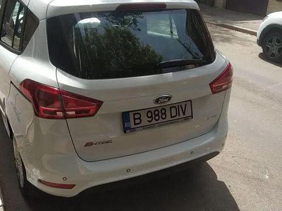 Second-hand Ford B-MAX Trend 101 CP (74 kW) 2015 Culoarealb Monovolum