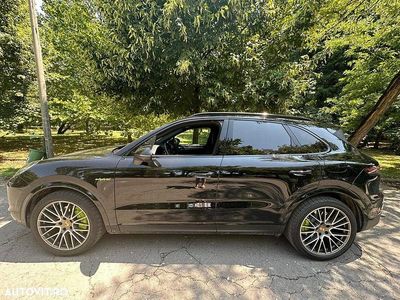 Second-hand Porsche Cayenne 470 CP (345 kW) 2023 Culoarenegru SUV