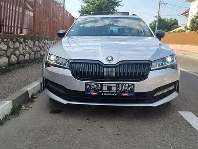 Gri Second-hand 2019 Skoda Superb SportLine Break | 17.990 EUR (Scump)