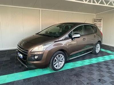 Second-hand Peugeot 3008 200 CP (147 kW) 2013 Auriu Monovolum