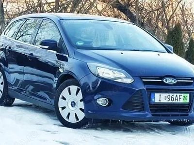Albastru Second-hand 2013 Ford Focus Titanium Break | 3.899 EUR (Preț bun)