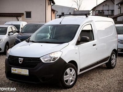Second-hand Dacia Dokker Lauréate 75 CP (55 kW) 2020 Culoarealb Monovolum