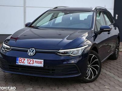 Culoarealbastru Utilizat 2022 VW Golf VIII Life Break | 13.990 EUR (Super Preț)