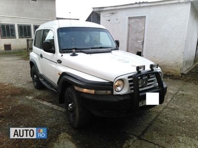 Alb Utilizat 1999 Ssangyong (KGM) Korando SUV | 2.500 EUR