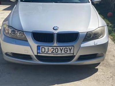 Utilizat 2005 BMW 2000 Berlinǎ | 2.750 EUR