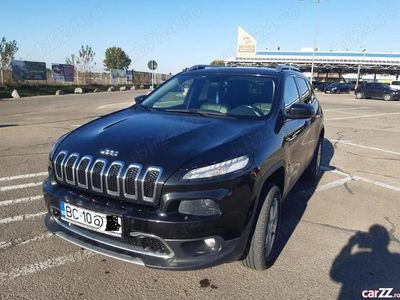 Negru Second-hand 2015 Jeep Cherokee Limited SUV | 9.999 EUR