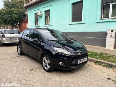 Culoarenegru Second-hand 2010 Ford Fiesta Hatchback | 3.280 EUR (Preț OK)