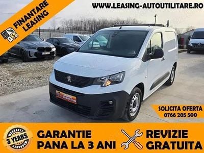 Second-hand 2019 Peugeot Partner Monovolum | 8.900 EUR