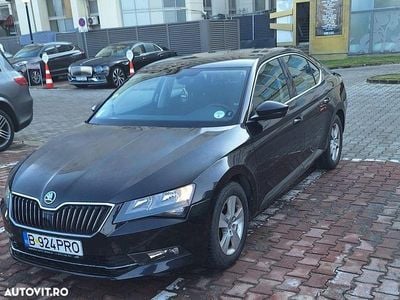 Second-hand Skoda Superb Style 120 CP (88 kW) 2017 Culoarenegru Berlinǎ