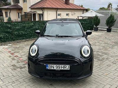 Second-hand Mini Cooper Cabriolet 136 CP (100 kW) 2022 Culoarenegru Cabrio
