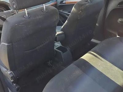 Second-hand Opel Astra 110 CP (80 kW) 2005 Gri Hatchback