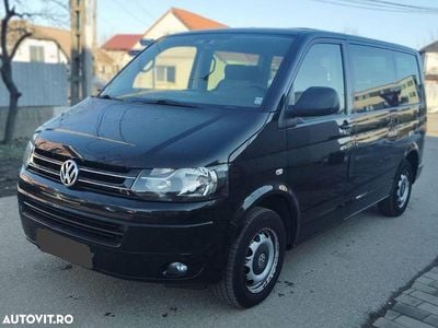 Culoarenegru Utilizat 2013 VW Multivan Van | 10.900 EUR (Super Preț)