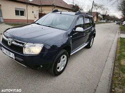 Second-hand Dacia Duster 105 CP (77 kW) 2012 Culoarenegru SUV