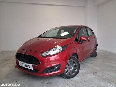 Second-hand Ford Fiesta Trend 80 CP (58 kW) 2016 Culoarerosu