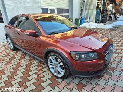 Second-hand Volvo C30 136 CP (100 kW) 2008 Culoarerosu Hatchback