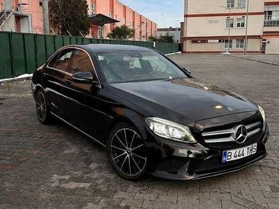 Second-hand Mercedes C200 Avantgarde 150 CP (110 kW) 2018 Culoarenegru Berlinǎ