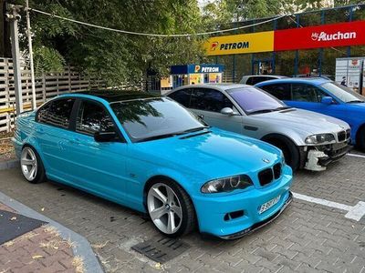 BMW 325