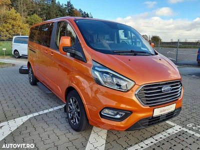 Culoareportocaliu Utilizat 2020 Ford Tourneo Titanium X Van | 38.115 EUR