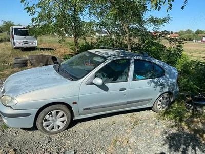 Second-hand Renault Mégane 60 CP (44 kW) 1999 Hatchback