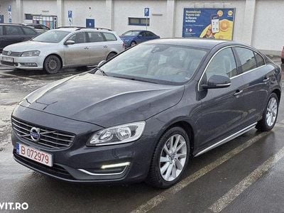 Culoaregri Second-hand 2015 Volvo S60 Business Edition Berlinǎ | 9.950 EUR (Preț bun)