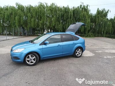 second-hand Ford Focus 2 benzina