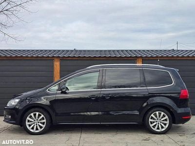 Culoarenegru Utilizat 2011 VW Sharan Highline Monovolum | 7.500 EUR (Preț bun)