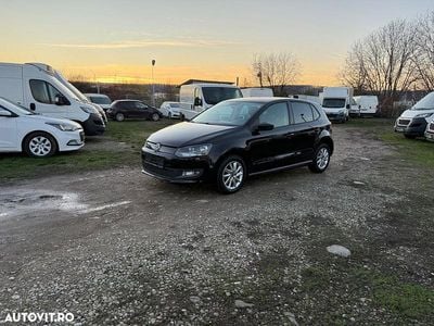 Culoarenegru Utilizat 2011 VW Polo | 4.290 EUR (Preț OK)