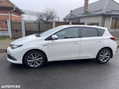 Culoarealb Second-hand 2018 Toyota Auris Hybrid Hatchback | 20.000 EUR (Scump)