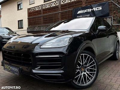 Culoarenegru Utilizat 2021 Porsche Cayenne Coupe Coupe | 81.990 EUR