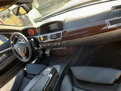 BMW 730